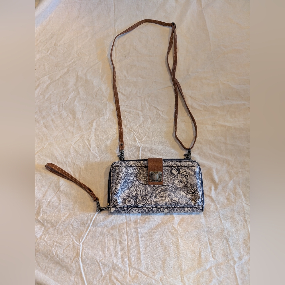 2/40$ Sakroots Blue and Brown Floral Crossbody Bag